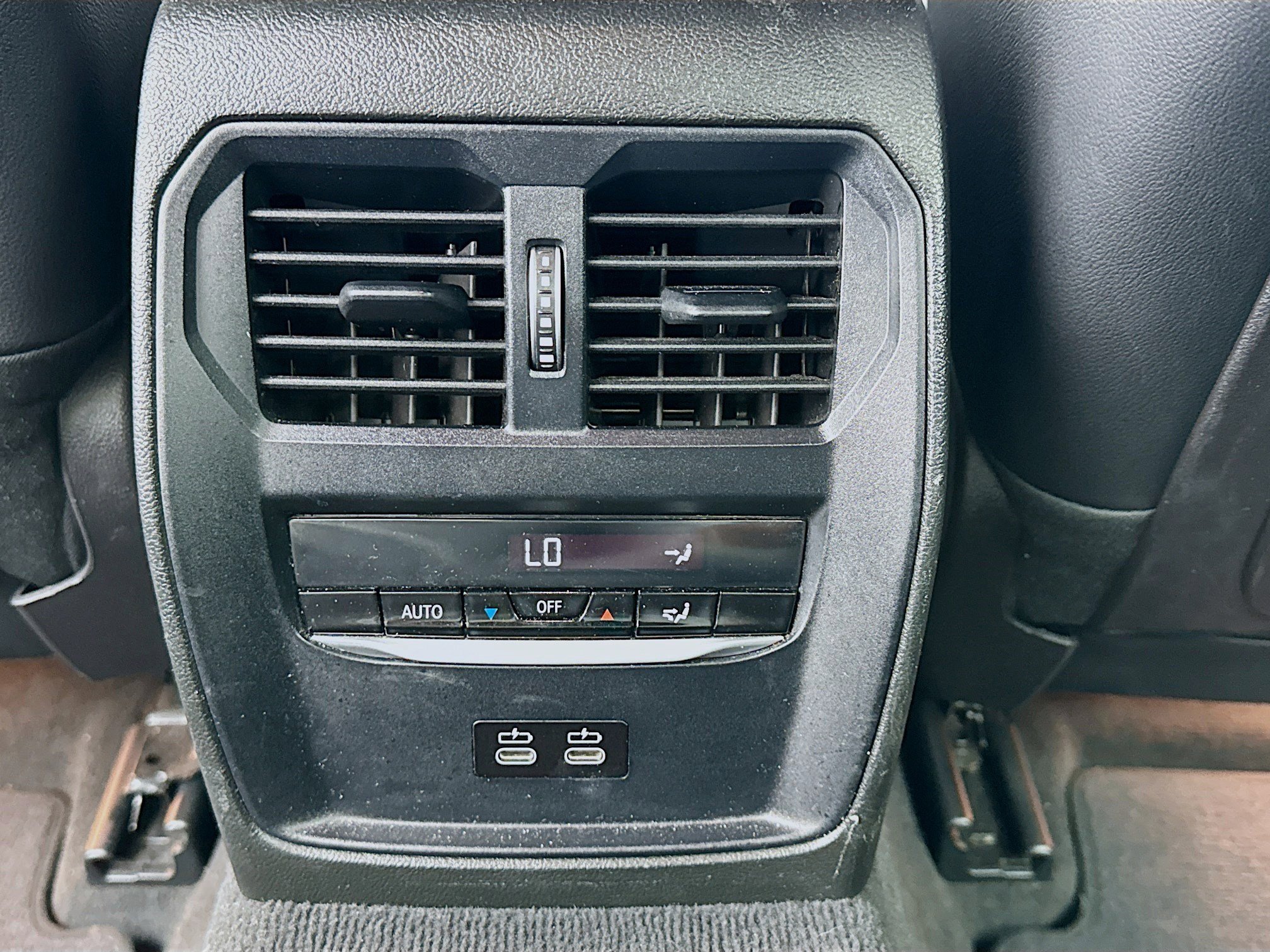 Used 2022 BMW 330e image 17