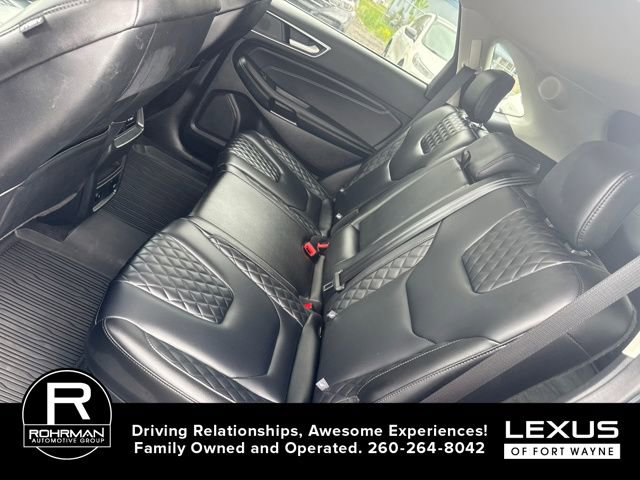 Used 2024 Ford Edge Titanium AWD/4WD image 7