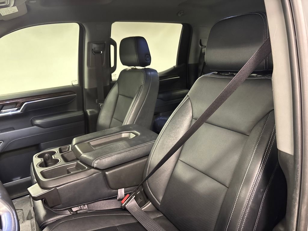 Used 2024 GMC Sierra 1500 Elevation image 26