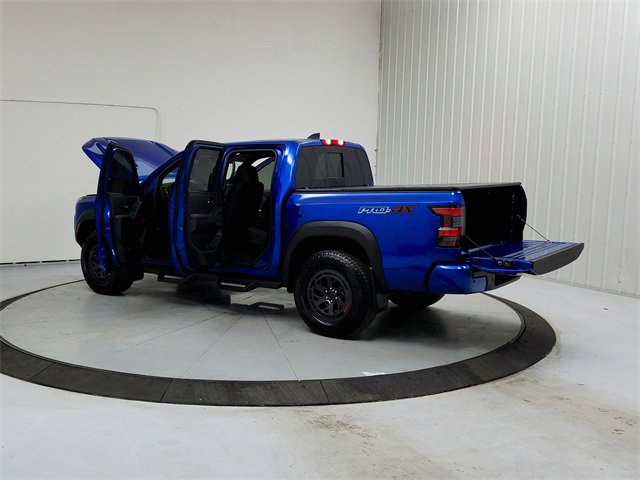 Used 2025 Nissan Frontier PRO-4X image 13