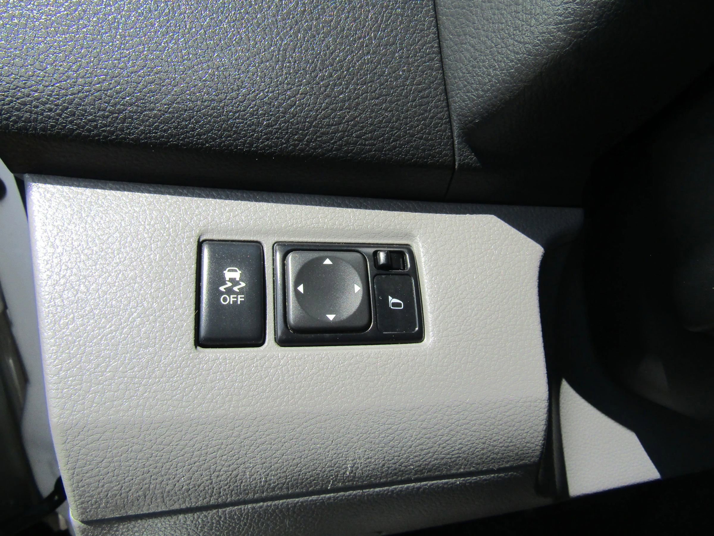 Used 2019 Nissan NV200 SV w/ Back Door Glass Package image 22