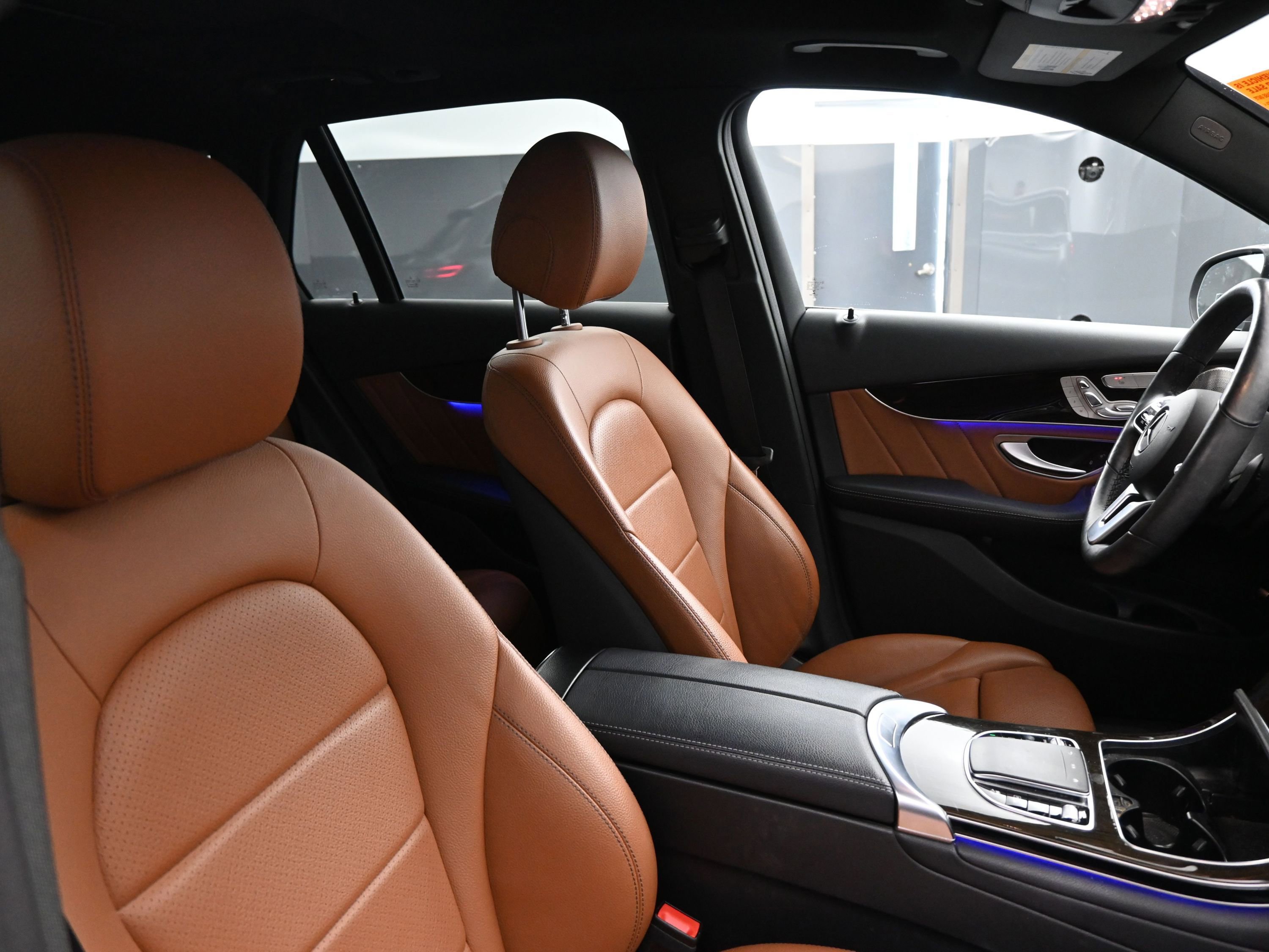 Used 2021 Mercedes-Benz GLC 300 4MATIC image 19