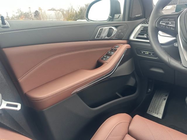 New 2026 BMW X5 xDrive40i w/ Climate Comfort Package AWD/4WD image 19