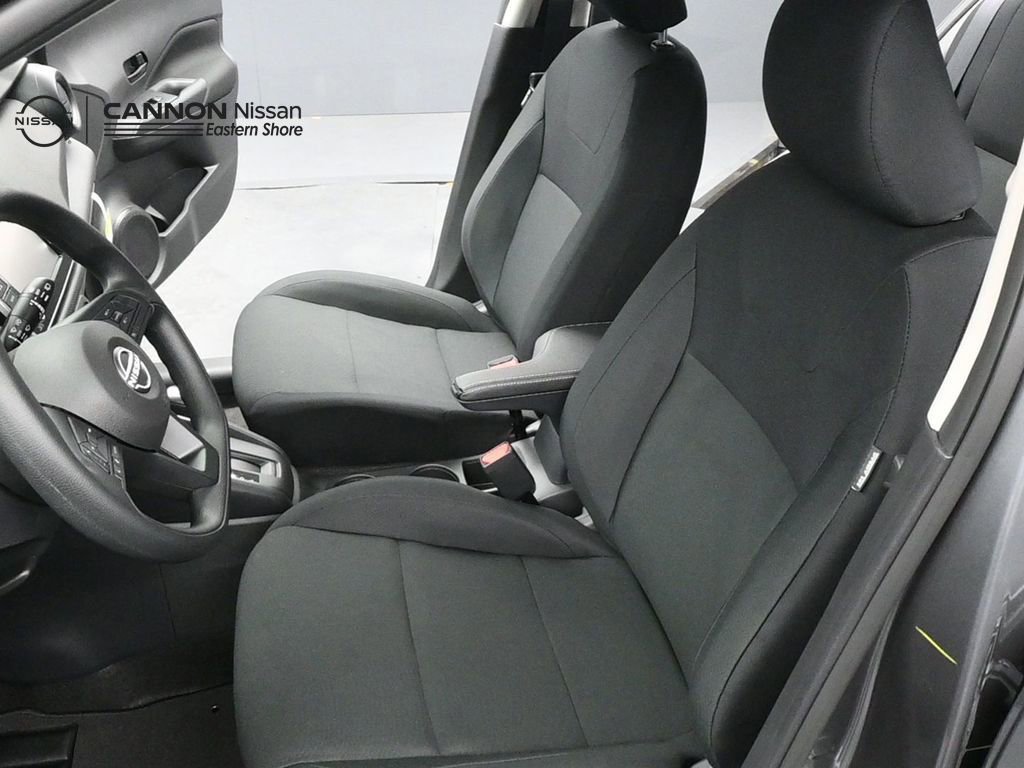 New 2025 Nissan Kicks Play S FWD image 21