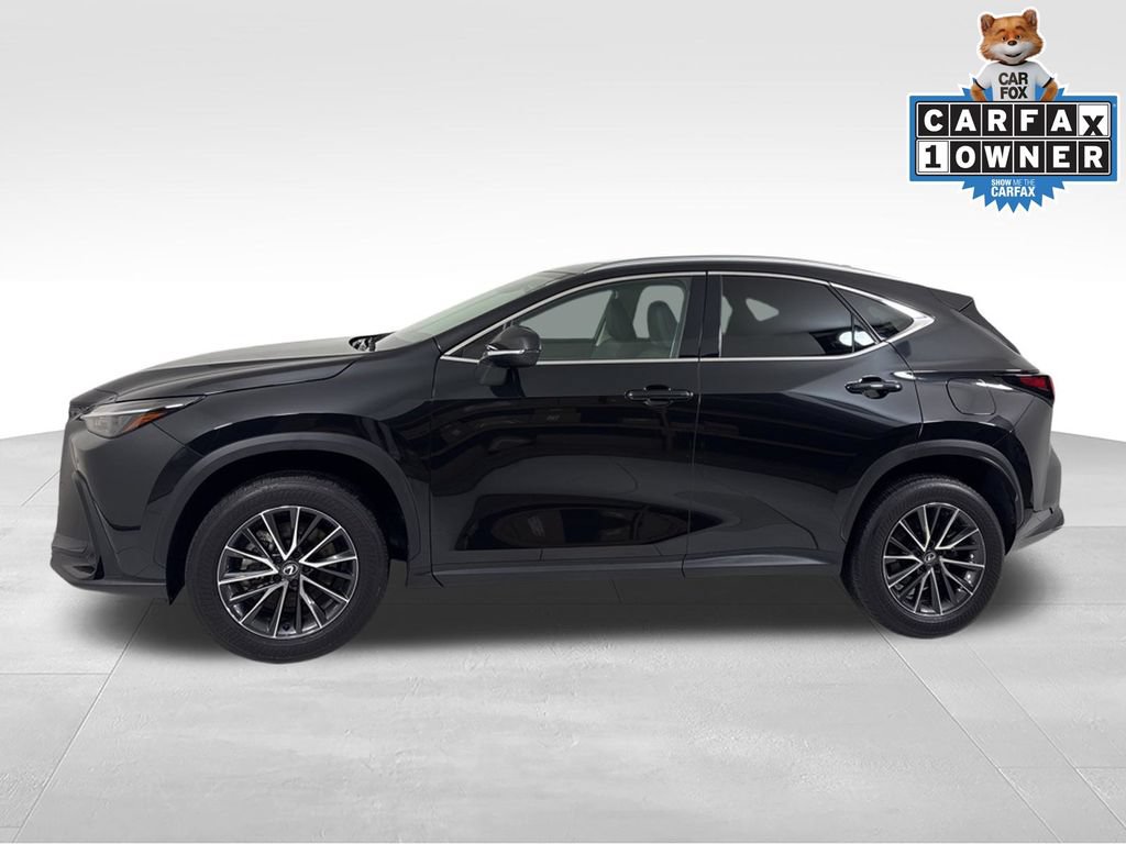 Used 2024 Lexus NX 250 FWD image 2