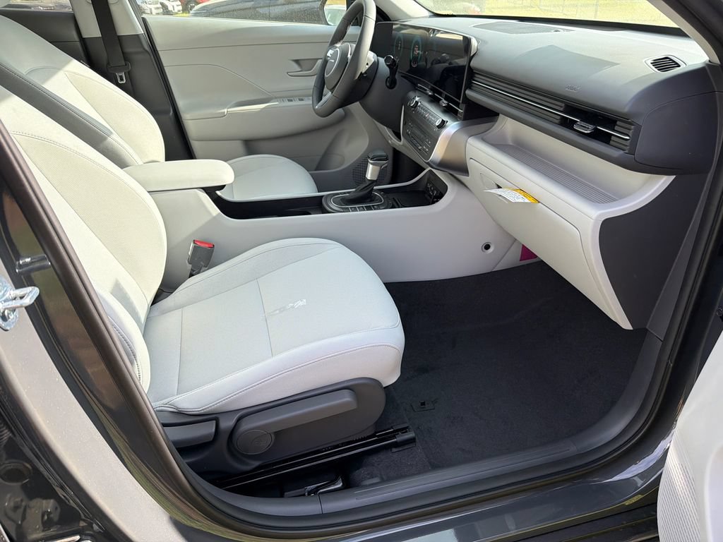 New 2026 Hyundai Kona SEL Sport FWD image 13