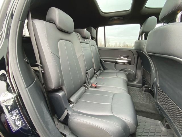Used 2022 Mercedes-Benz GLB 250 4MATIC image 26
