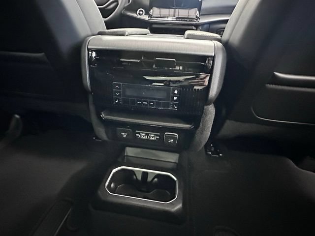 New 2026 Jeep Grand Wagoneer Limited w/ Premium Group II AWD/4WD image 29