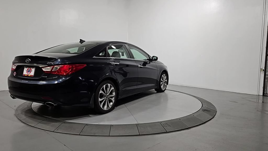 Used 2013 Hyundai Sonata Limited FWD image 5