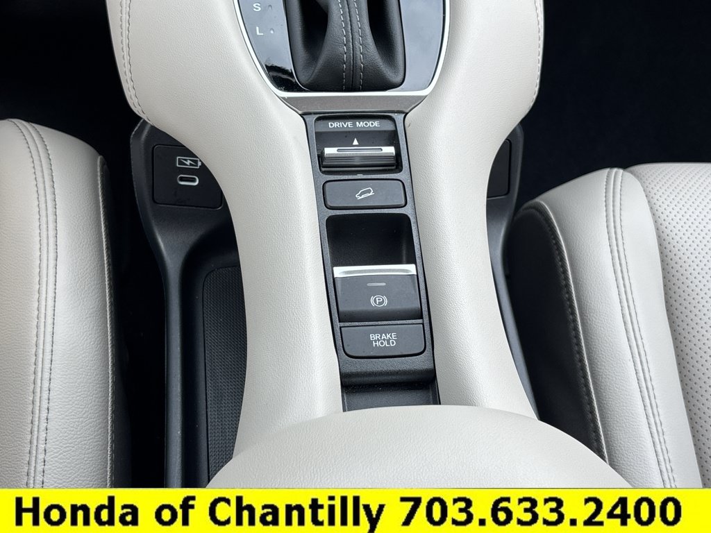Certified 2024 Honda HR-V EX-L image 19