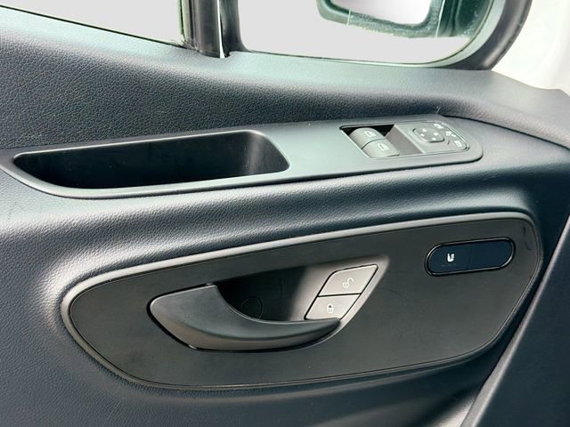 Used 2024 Mercedes-Benz Sprinter 2500 image 17