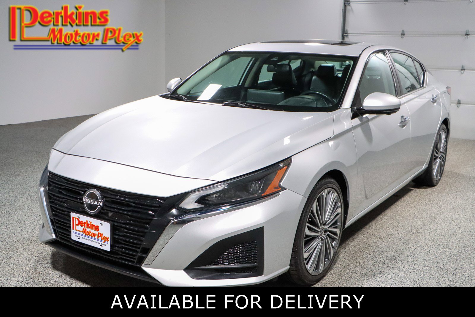 Used 2023 Nissan Altima 2.5 SL image 1