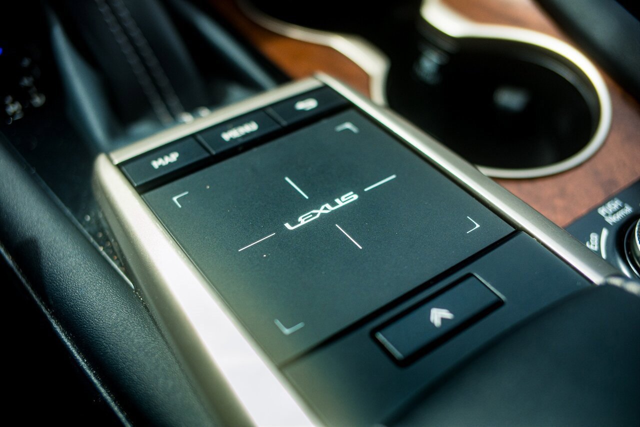 Used 2022 Lexus RX 350L FWD w/ Premium Package image 22