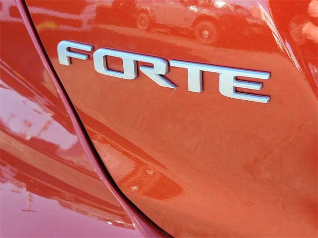 Used 2024 Kia Forte GT-Line image 7