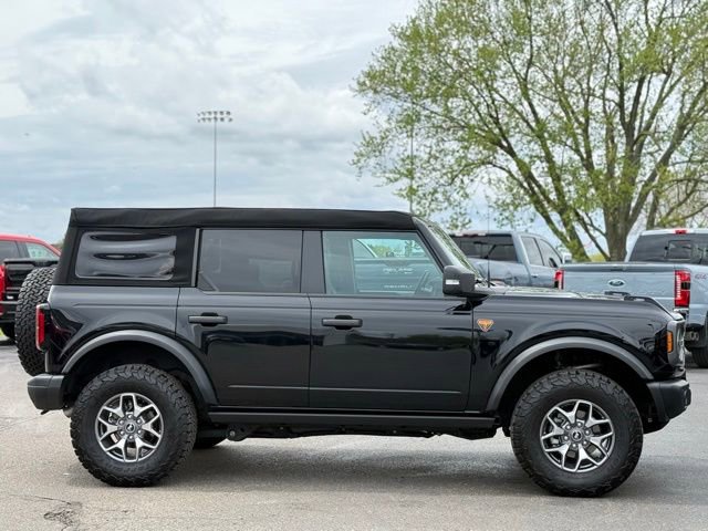 Used 2025 Ford Bronco Badlands AWD/4WD image 41