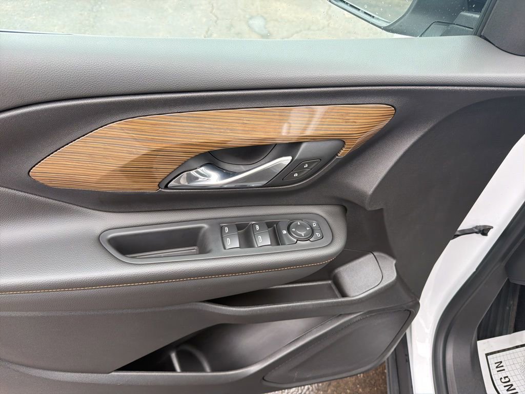 Used 2021 GMC Terrain SLE w/ Driver Convenience Package image 21