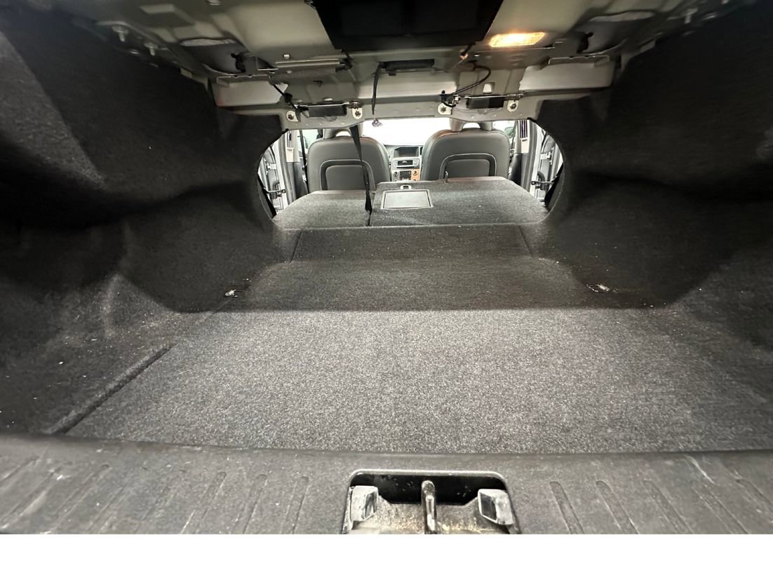 Used 2018 Volvo S60 T5 Dynamic w/ Vision Package image 15