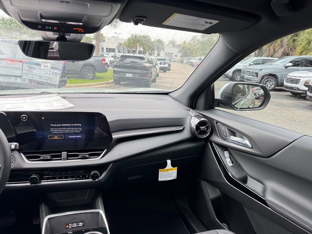 New 2026 Chevrolet Equinox LT w/ Convenience Package II image 24