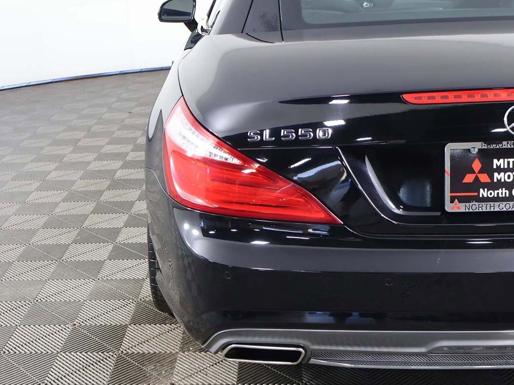 Used 2013 Mercedes-Benz SL 550 SL 550 w/ Premium Pkg image 16