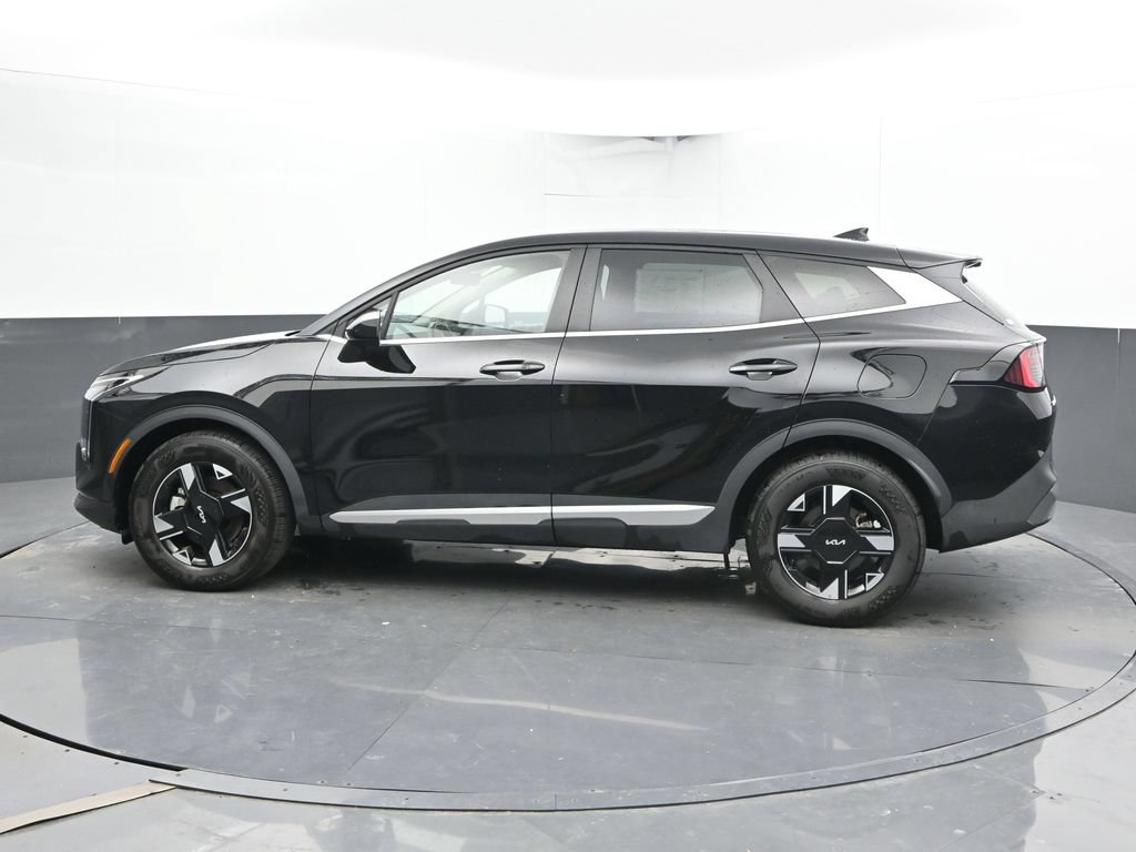 Used 2026 Kia Sportage LX FWD image 9