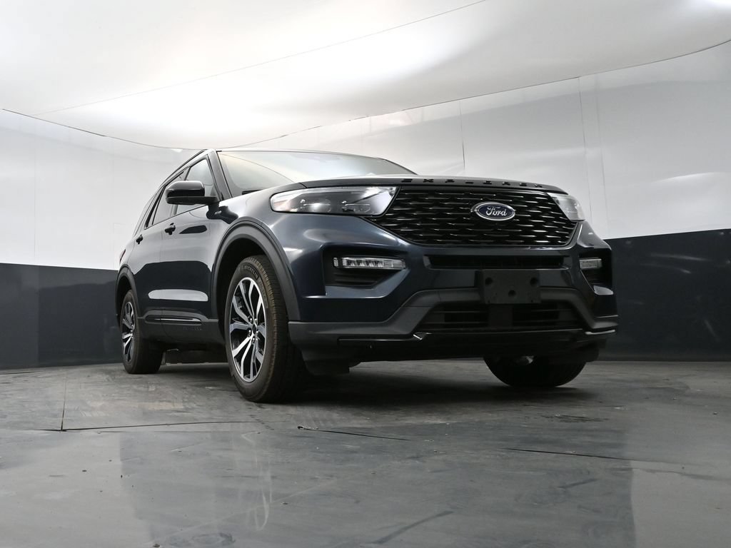 Used 2023 Ford Explorer ST-Line AWD/4WD image 25
