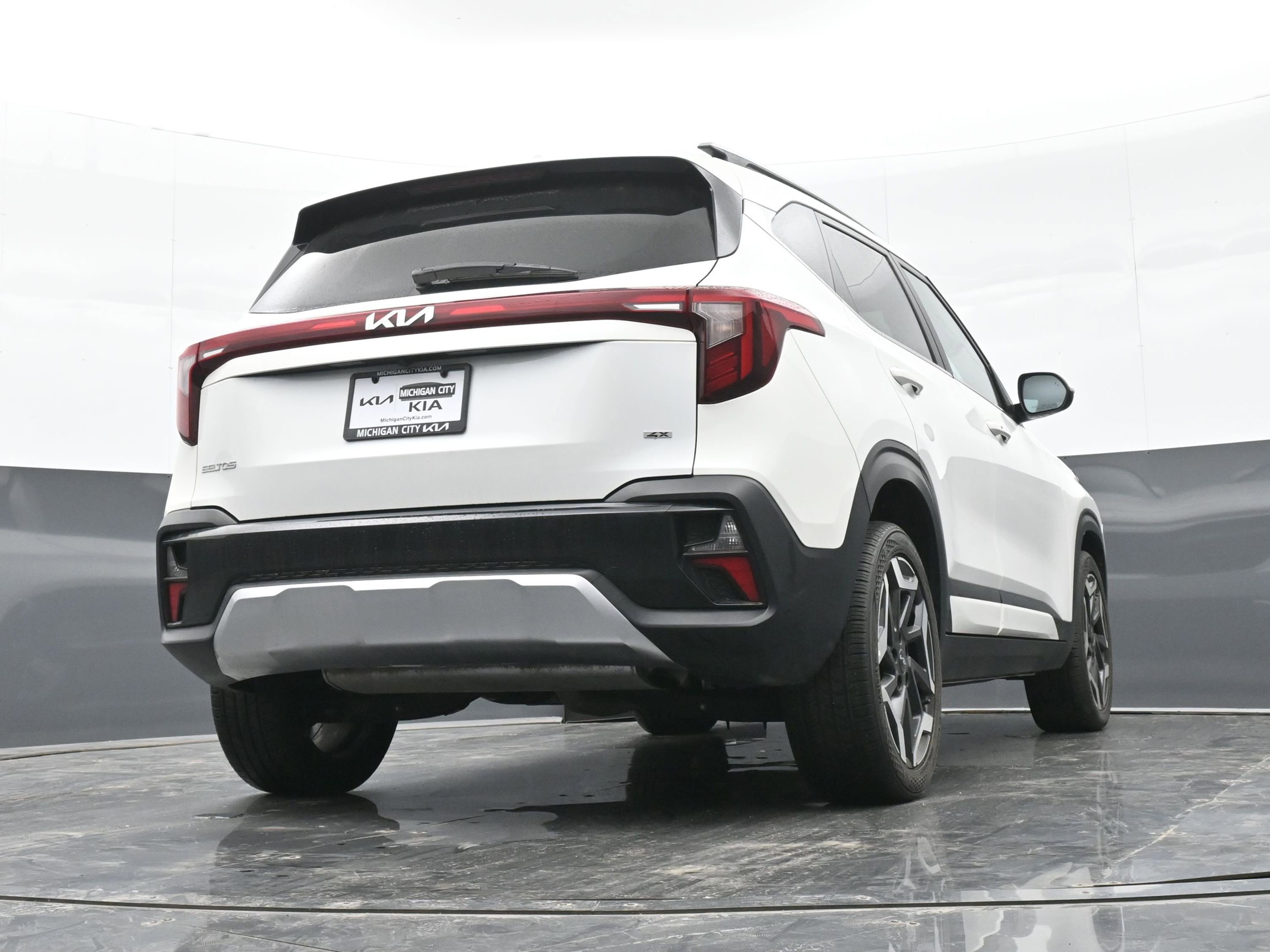 Used 2024 Kia Seltos SX image 39