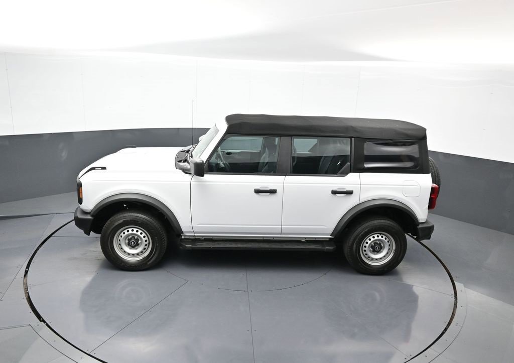 Used 2021 Ford Bronco Base image 43