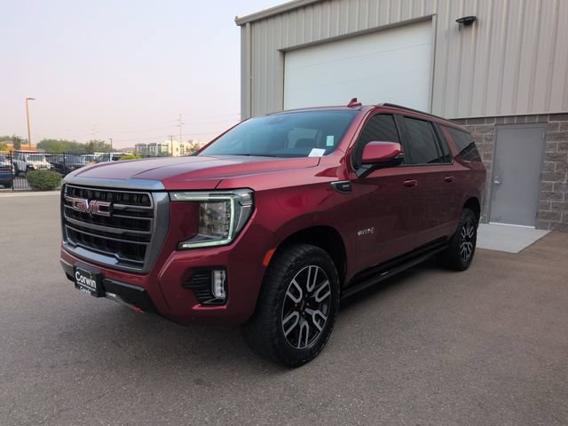 Used 2023 GMC Yukon XL AT4 w/ AT4 Premium Plus Package AWD/4WD image 7