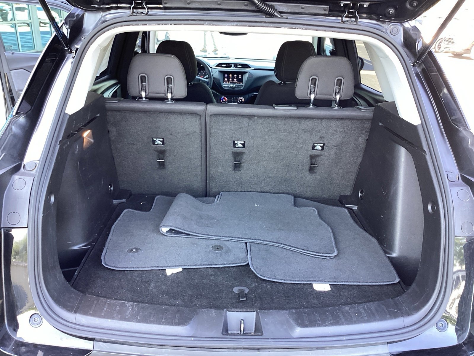 Used 2022 Chevrolet TrailBlazer LT w/ Confidence II Package image 22