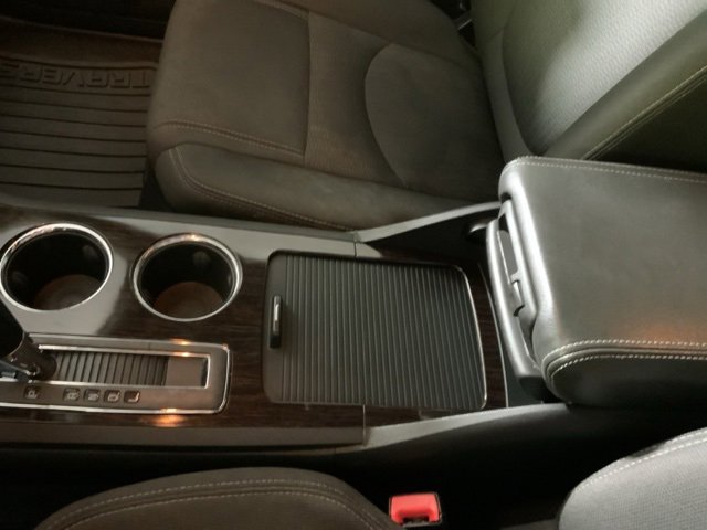 Used 2017 Chevrolet Traverse LT image 24