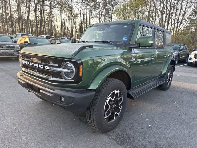 New 2025 Ford Bronco Outer Banks AWD/4WD image 4