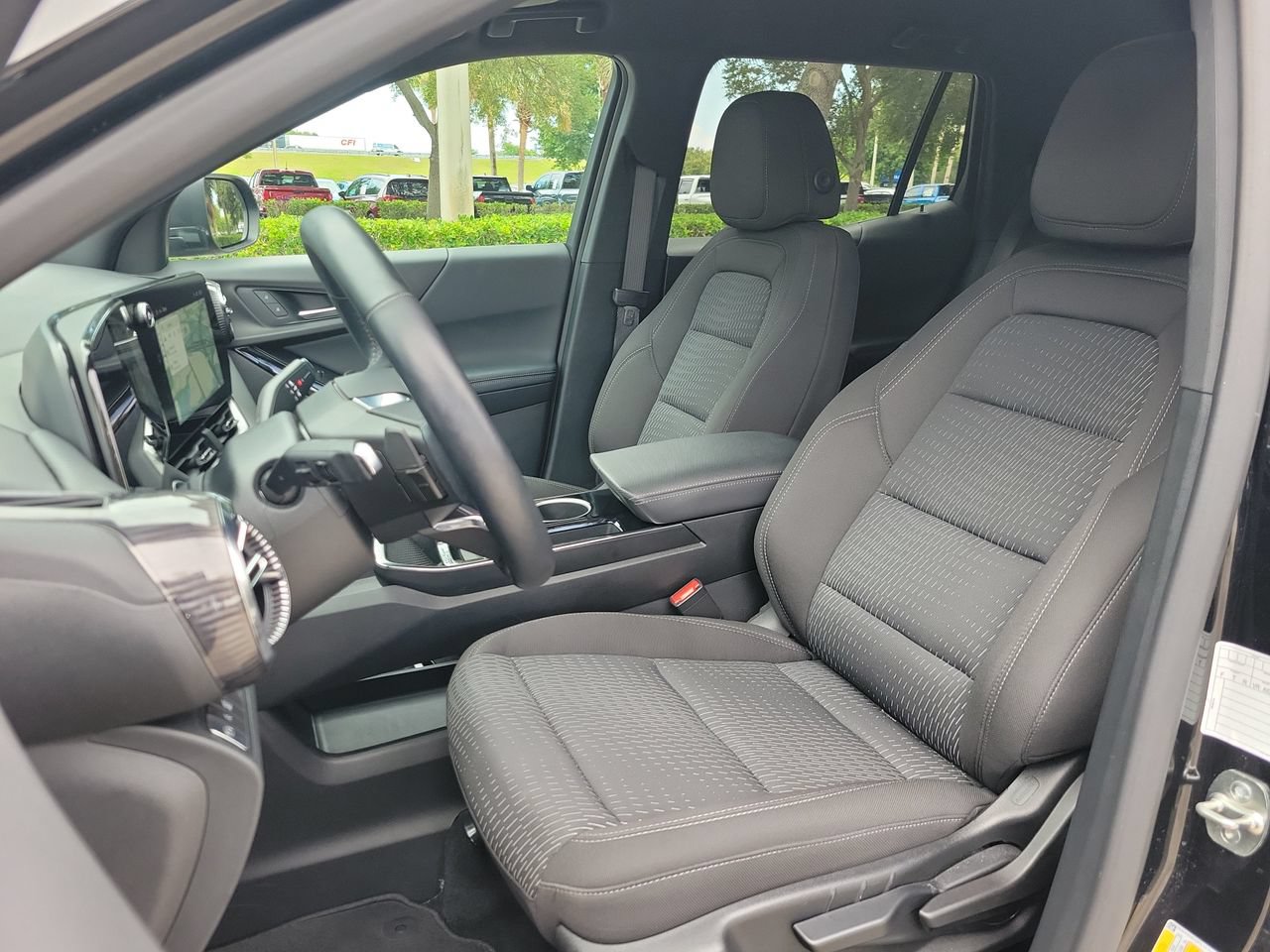 Used 2026 Chevrolet Equinox LT FWD image 15