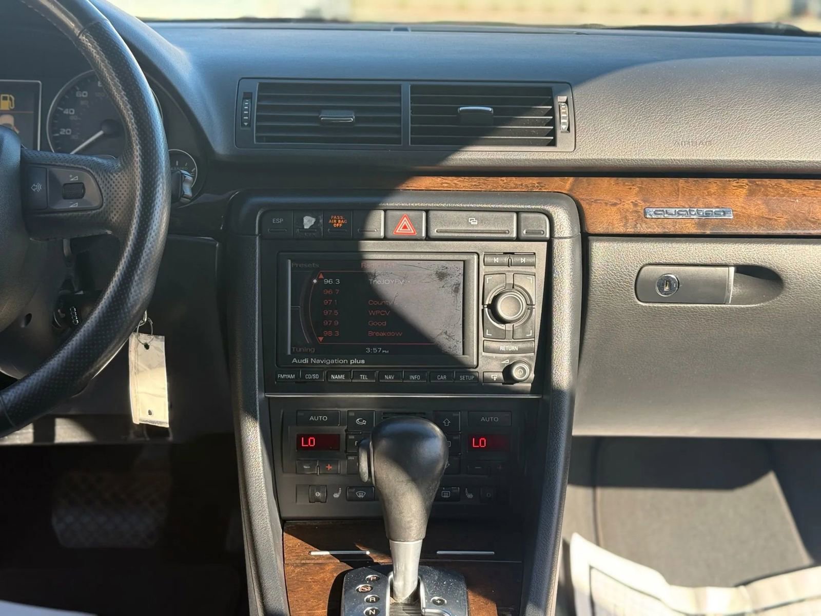 Used 2005 Audi S4 Sedan image 25