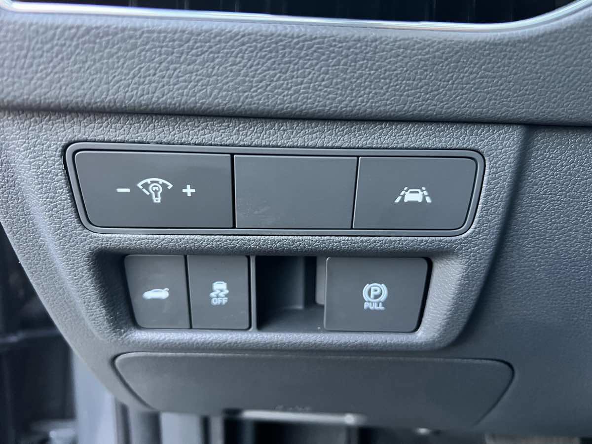 Used 2022 Hyundai Sonata Limited FWD image 24