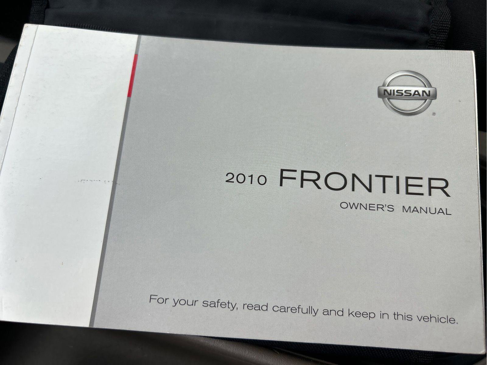 Used 2010 Nissan Frontier SE RWD image 19