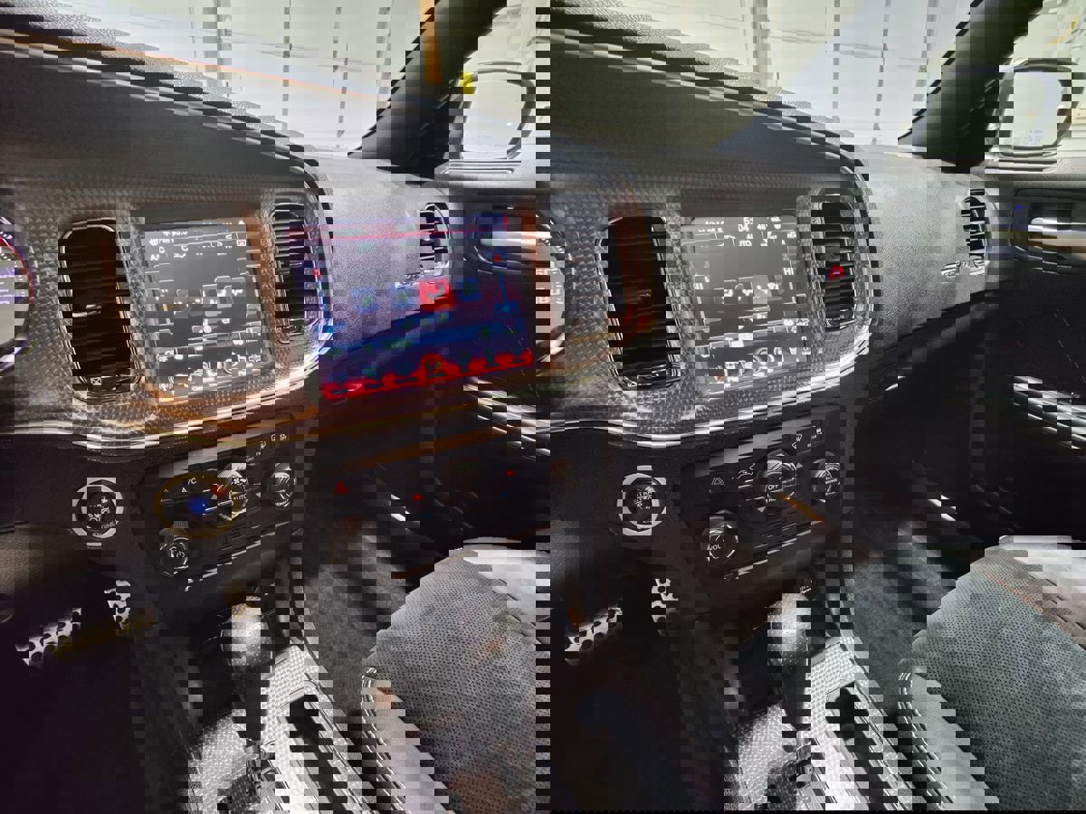 Used 2012 Dodge Charger SRT8 w/ Adaptive Cruise Control Group image 33