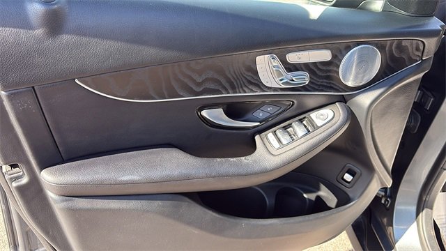 Used 2018 Mercedes-Benz GLC 300 GLC 300 image 20