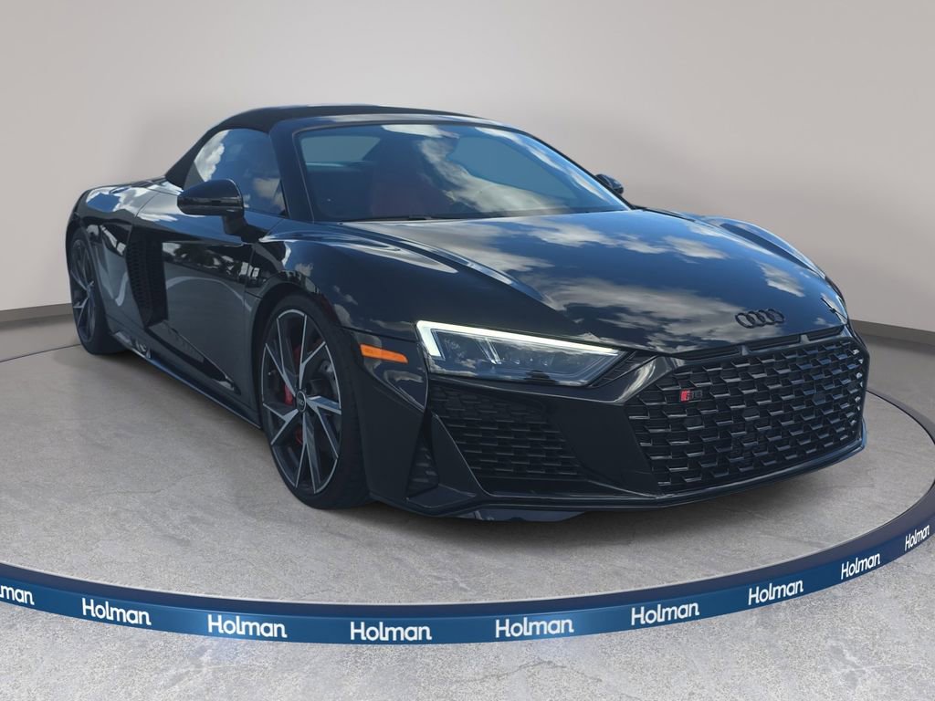 Used 2022 Audi R8 V10 w/ Premium Package image 4