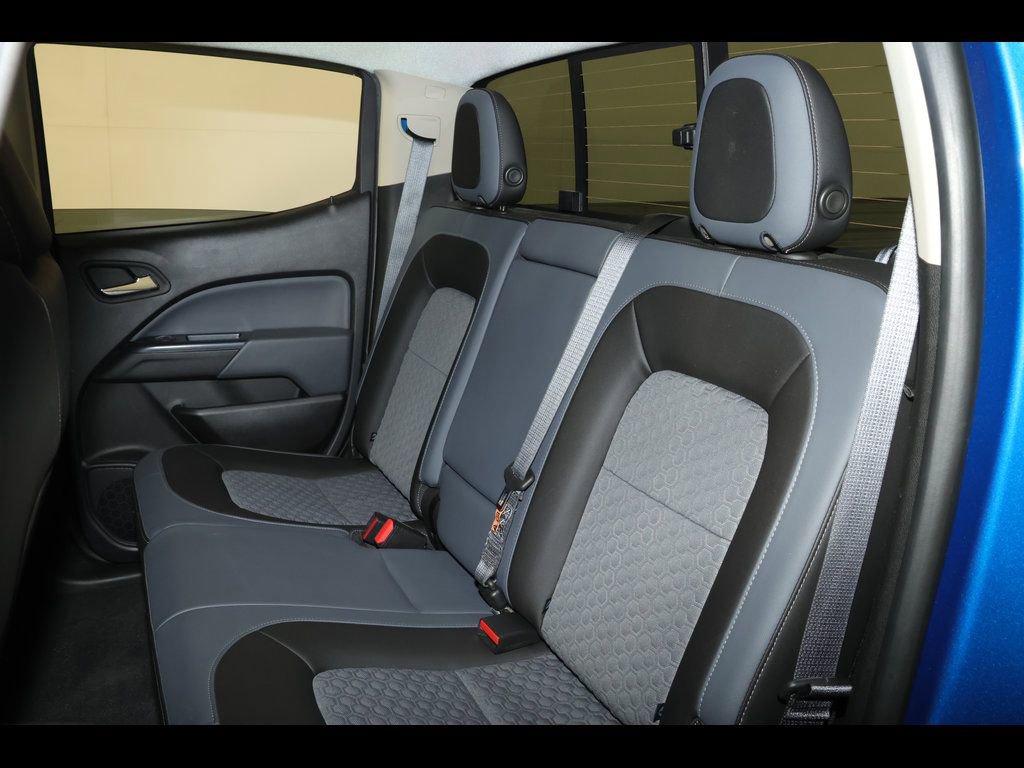 Used 2021 Chevrolet Colorado Z71 w/ Safety Package AWD/4WD image 30