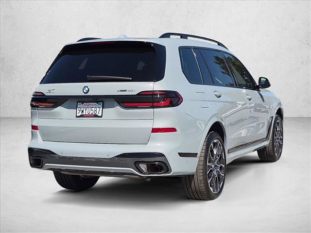 Used 2026 BMW X7 xDrive40i w/ M Sport Package AWD/4WD image 5