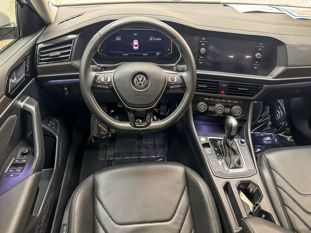 Used 2021 Volkswagen Jetta SEL Premium image 15
