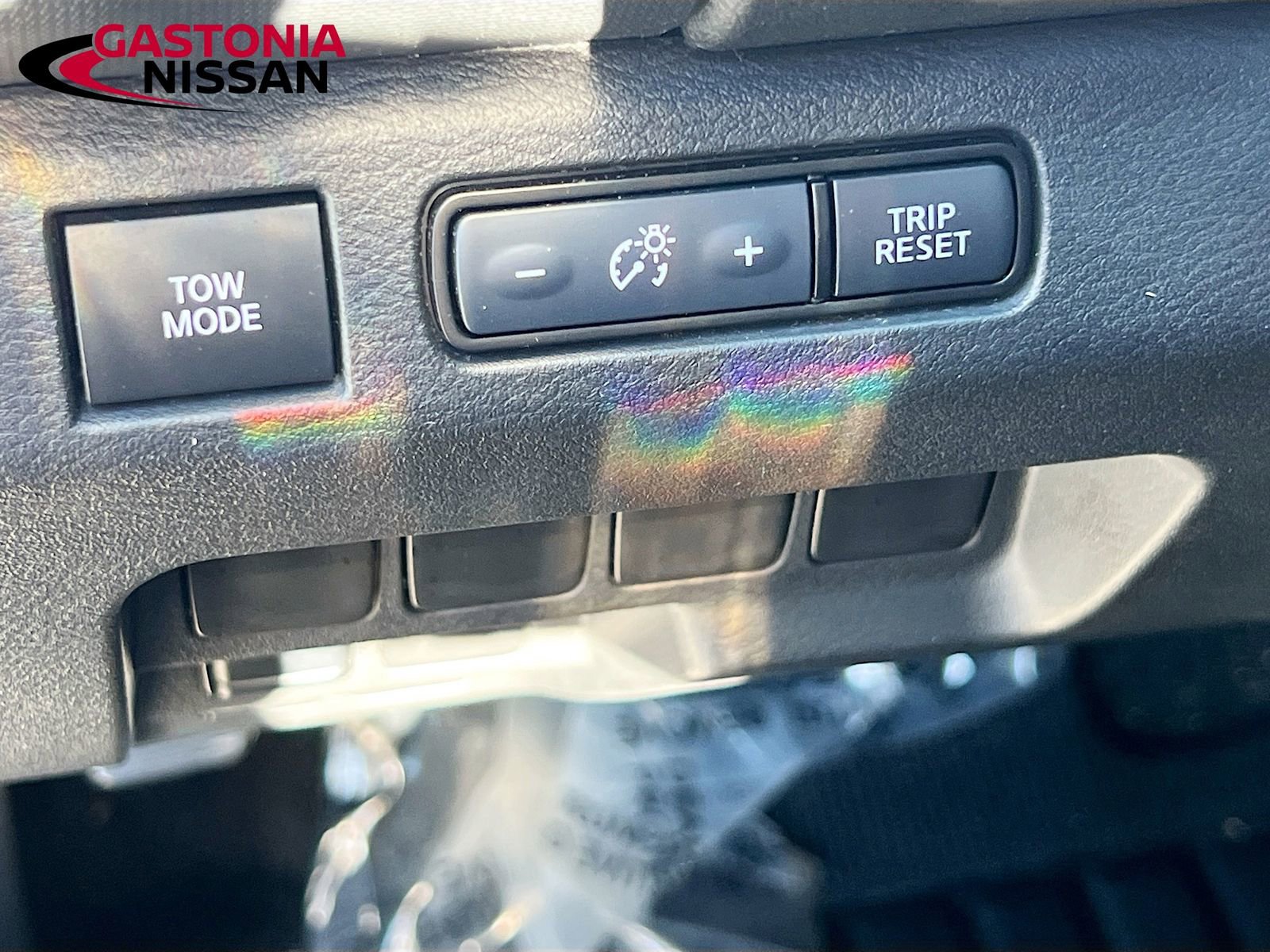 Used 2022 Nissan Frontier SV image 13