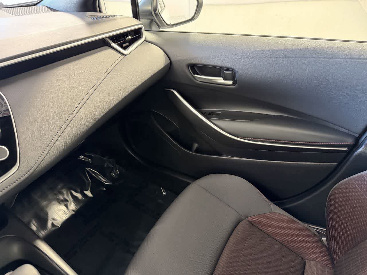 Used 2025 Toyota Corolla SE FWD image 23