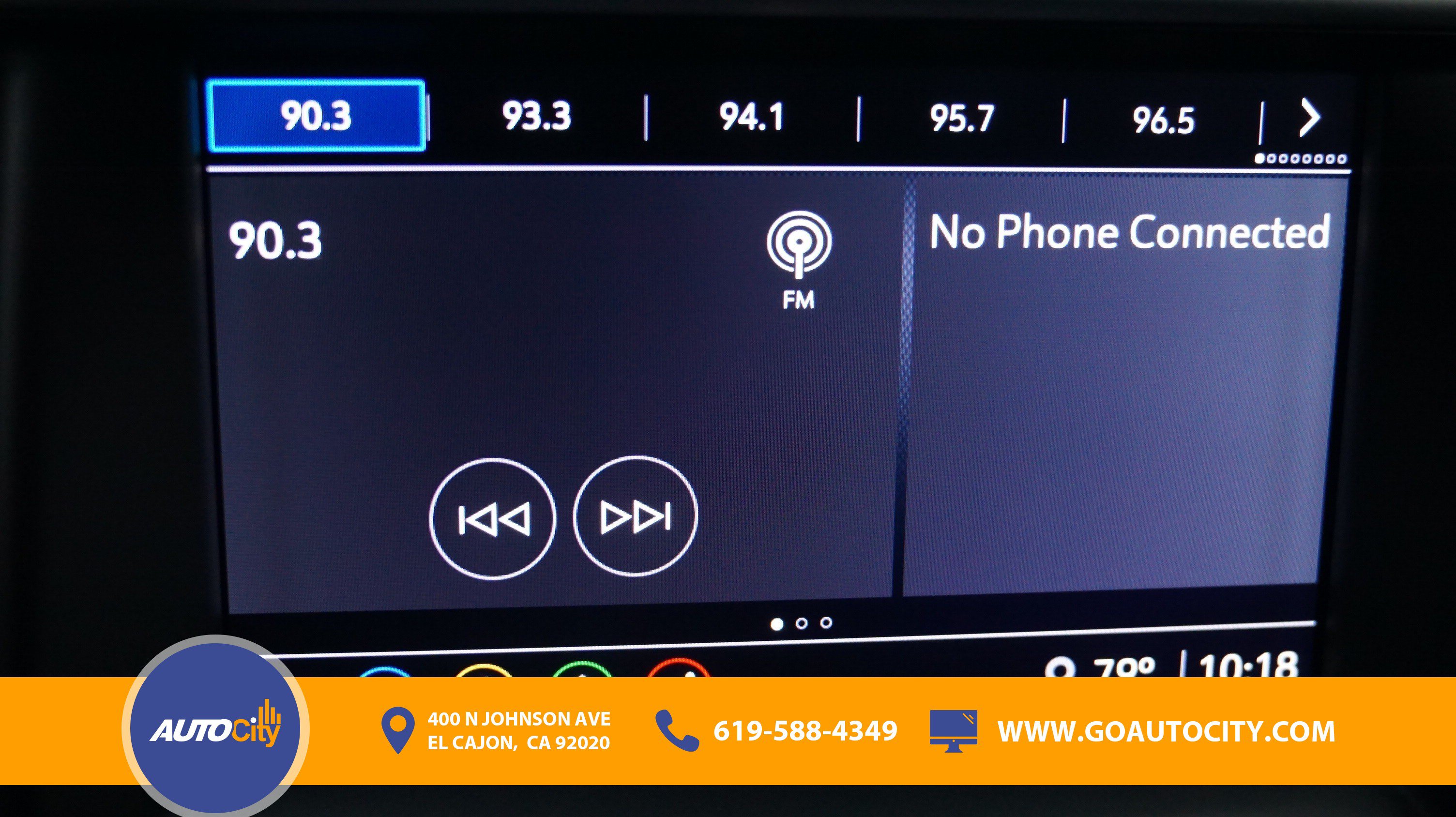 Used 2020 GMC Acadia SLE FWD image 22
