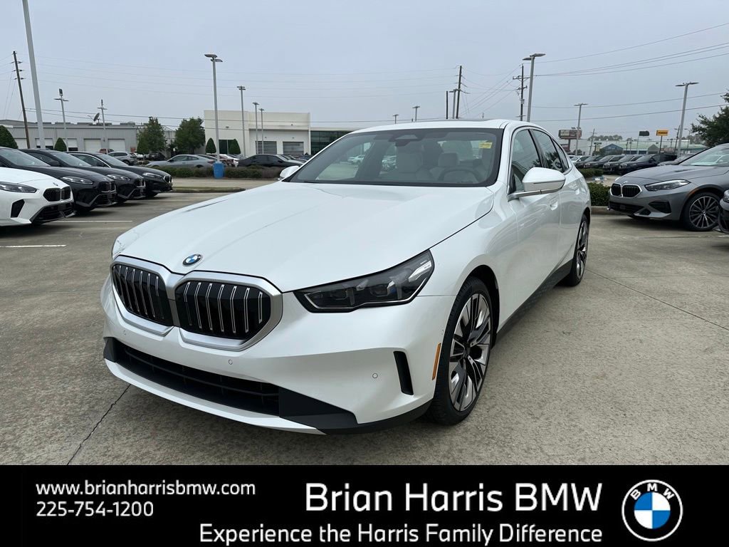 Certified 2025 BMW 530i w/ Premium Package
