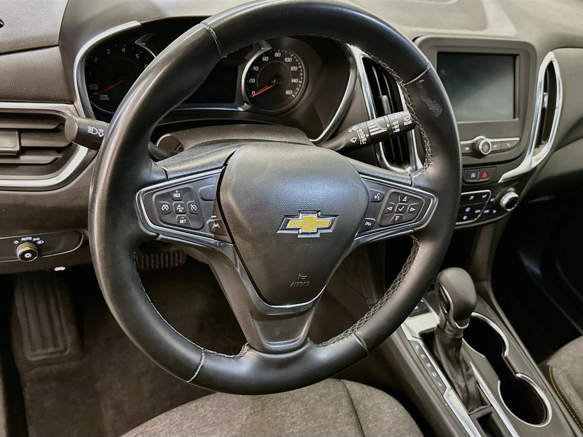 Used 2024 Chevrolet Equinox LT AWD/4WD image 18