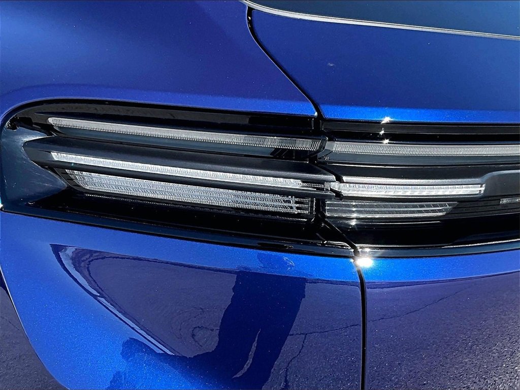 New 2026 Porsche Macan 4 Electric image 20