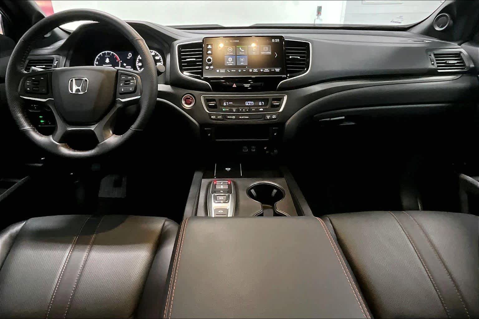Used 2025 Honda Ridgeline TrailSport image 8