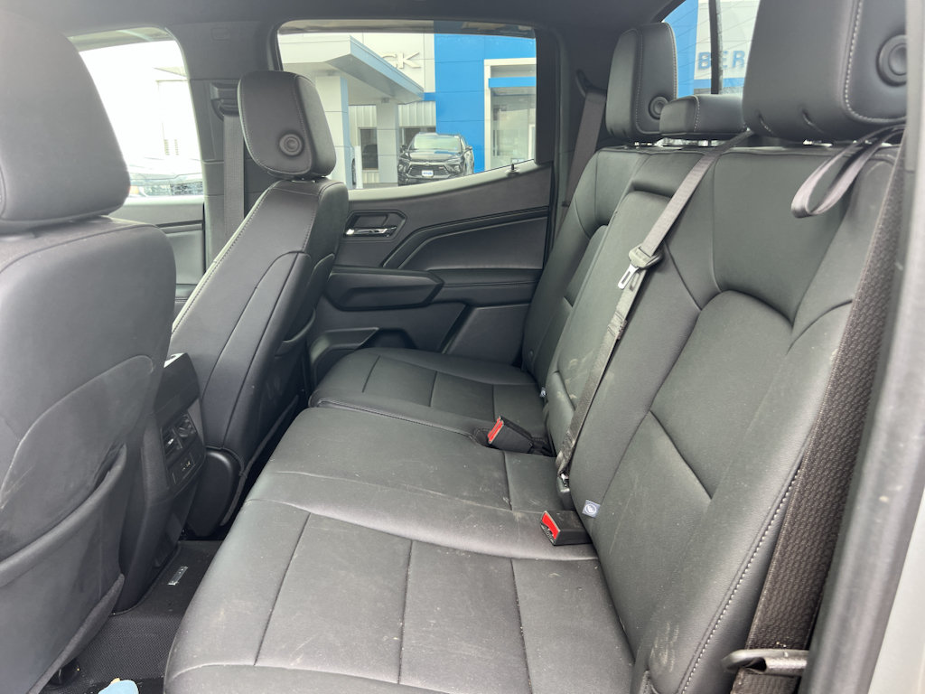 Used 2024 Chevrolet Colorado LT w/ LT Convenience Package III AWD/4WD image 18