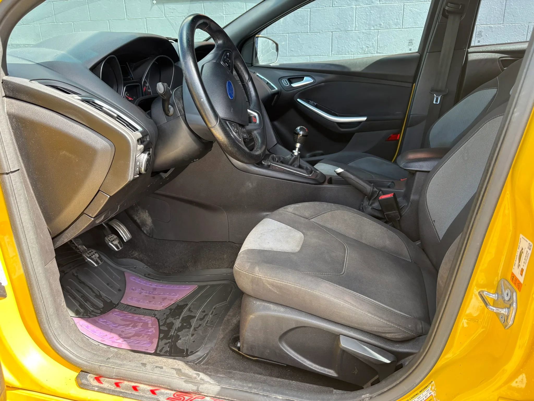 Used 2017 Ford Focus ST FWD image 13